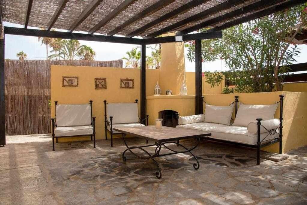 Aurora Mari Villa Your Dream Steps From The Ocean Shore Caleta De Fuste Exterior photo